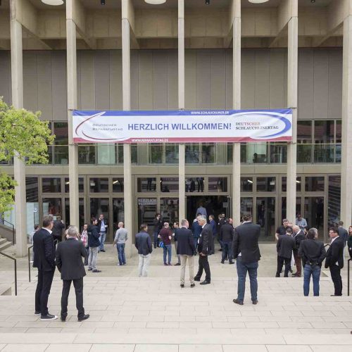 Am 24. und 25. März 2020 finden im Kolonnadenflügel des Kongress Palais in Kassel der 18. Schlauchlinertag und der 9. Reparaturtag statt.
Foto: TAH